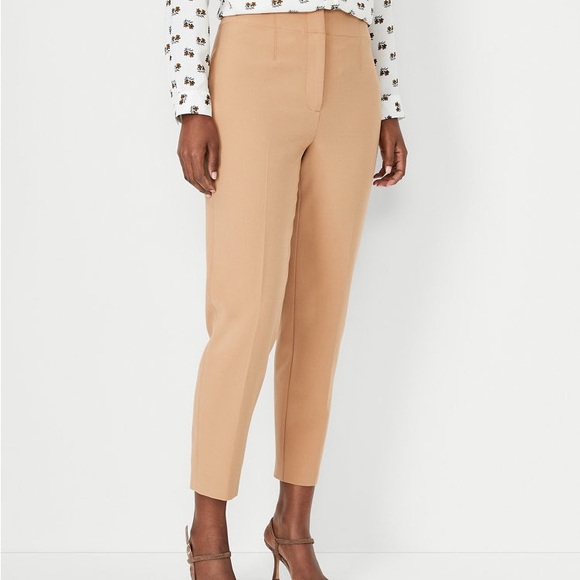Ann Taylor Pants - NWT 🆕 🤎The Lana Slim Pant 🤎🆕 Women’s Size 10 🤎🆕